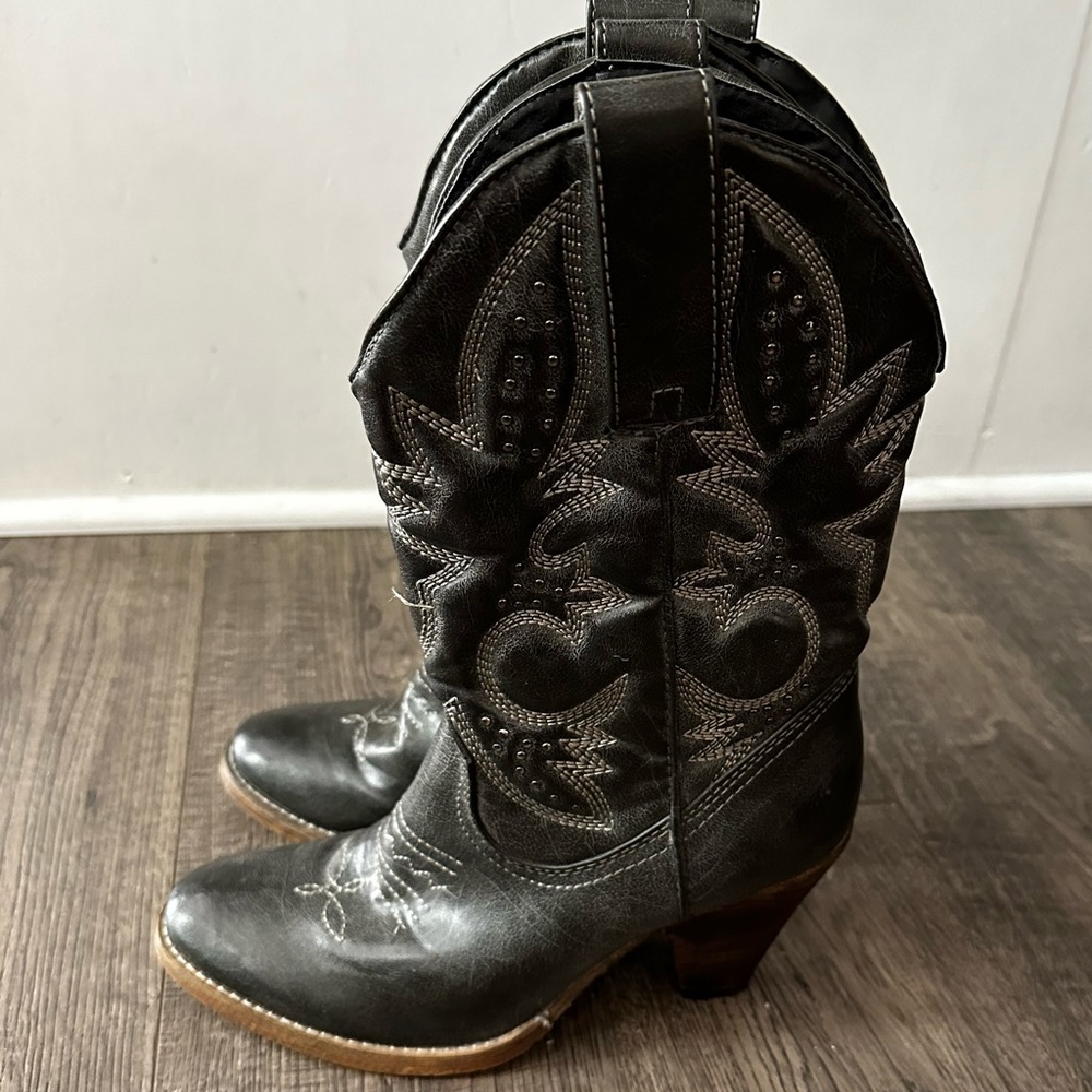 Very Volatile Denver Fashion Boot Charcoal gray Sz 7 - Picture 4 of 12